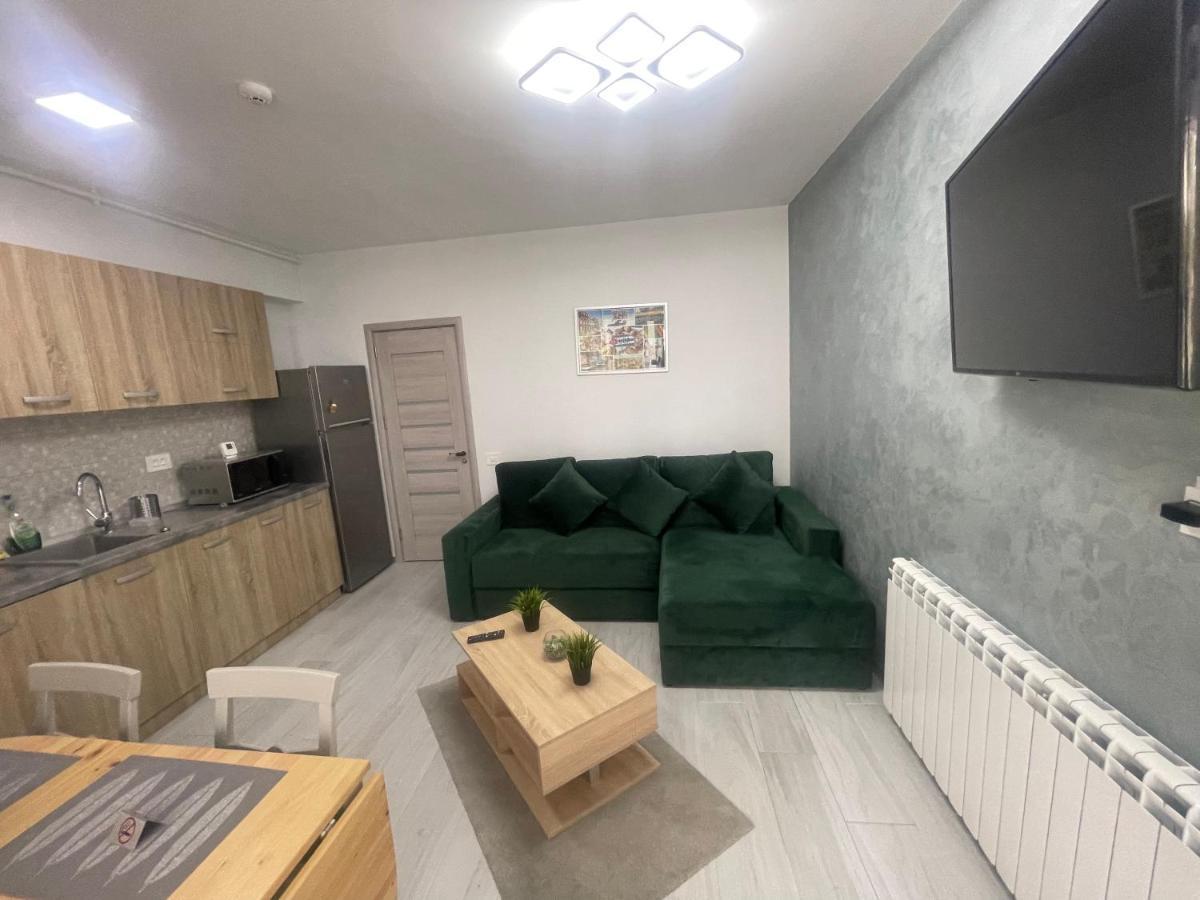 Velier Holiday Apartments Mamaia Exterior foto